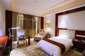 Jinan Zhuo Rui Hotel Hongjialou Екстер'єр фото